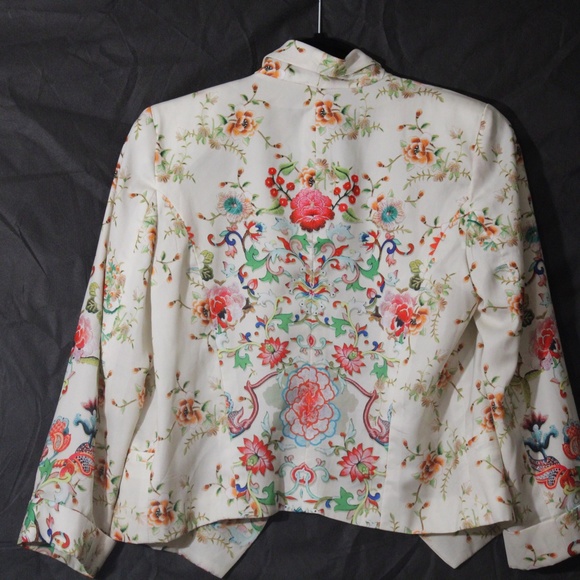 Zara Shrunken Summer Blazer - Picture 3 of 3